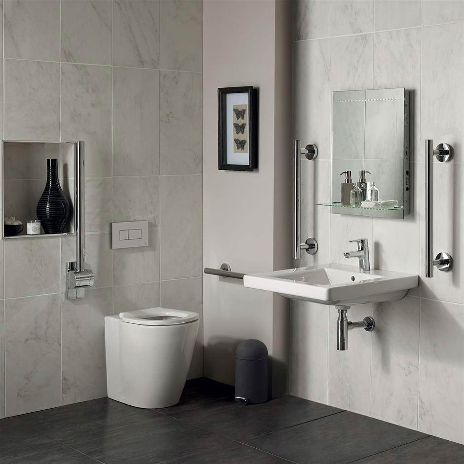 Ideal Standard Concept Freedom ensuite bathroom pack with modern fixtures, shown in a stylish bathroom setting.