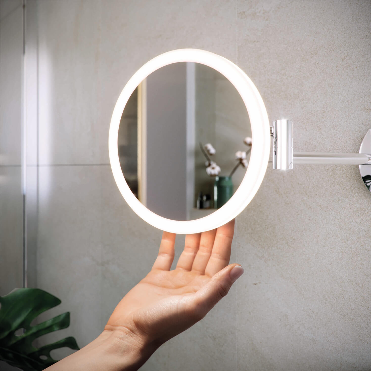 RAK Demeter Plus Round LED Mirror with Magnetic Pull-Out Switch 200 x 213mm - 3x Zoom
