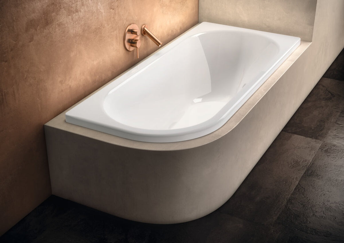 Double-ended white steel bath from Kaldewei Avantgarde Centro Duo1, 1700mm length, shown in a modern bathroom setting
