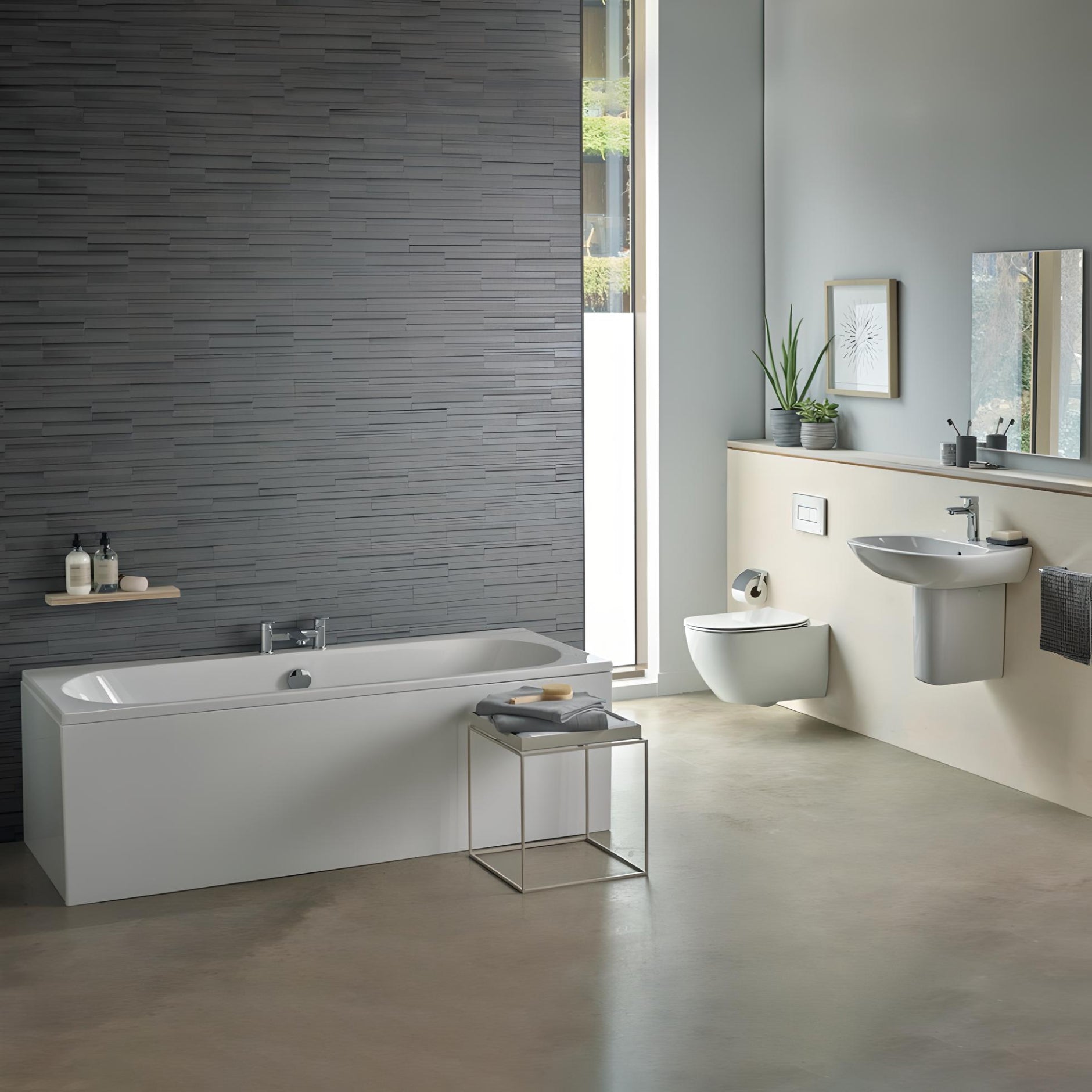 Ideal Standard Tesi 1700 x 700mm White Double-Ended Idealform Plus Bath
