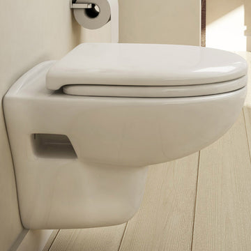 IMEX Ivo White soft close WC seat with top fix quick release hinges, designed for easy installation and quiet operation.