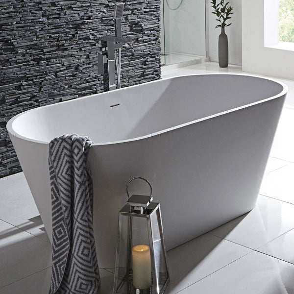 Aquanatural Cusco Mini Luxury Solid Surface Freestanding Bath with Bath Waste