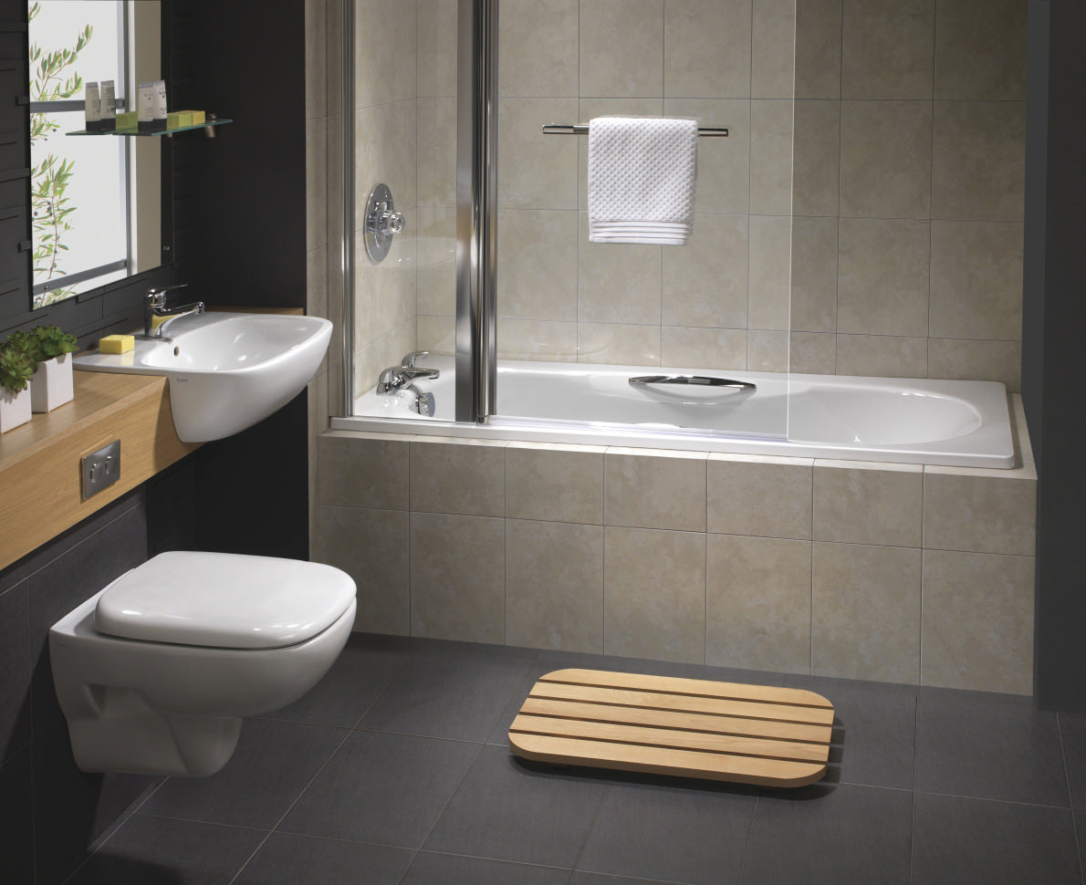 Twyford Celtic white single-ended steel bath with legs and grips, ideal for bathroom installation and comfort.