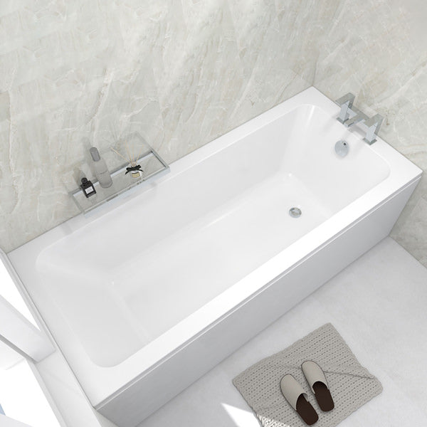 White IMEX Quadro single-ended bath by Tuskan Tiles, 1800x800mm, shown in a bathroom setting with clean, modern design.