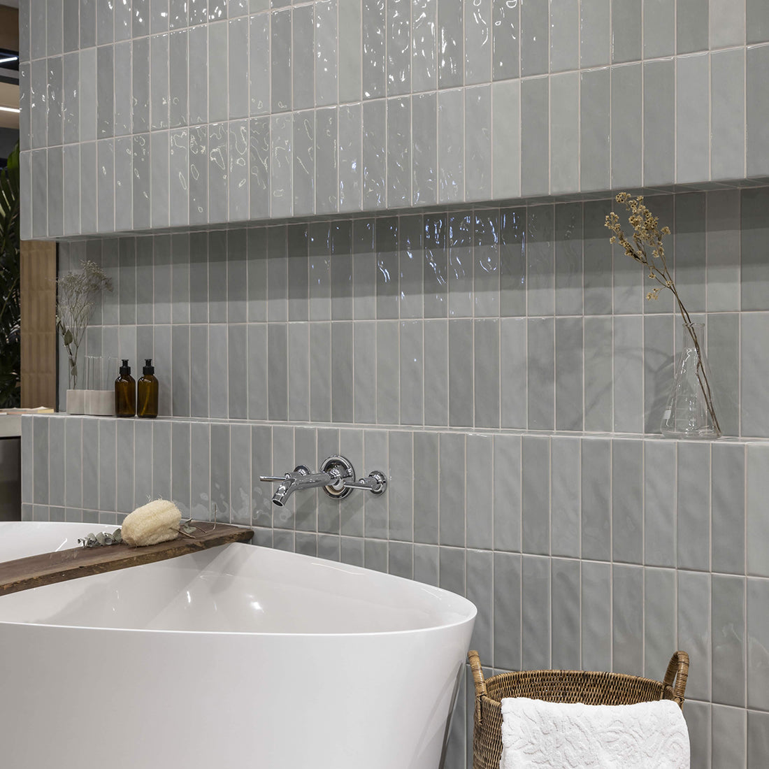 Prisma 7x25 Gris Gloss Ceramic Tile