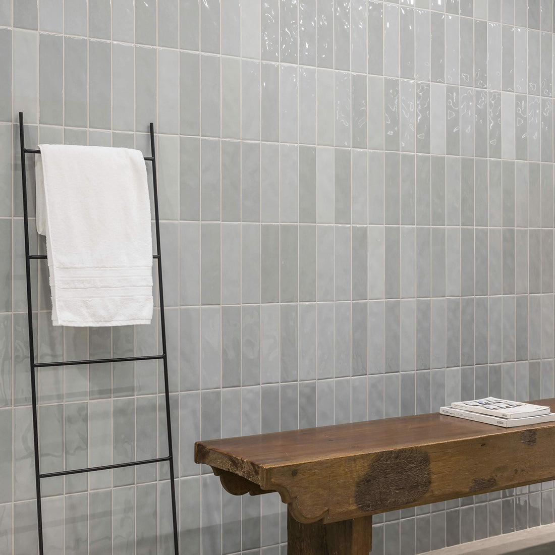 Prisma 7x25 Gris Gloss Ceramic Tile